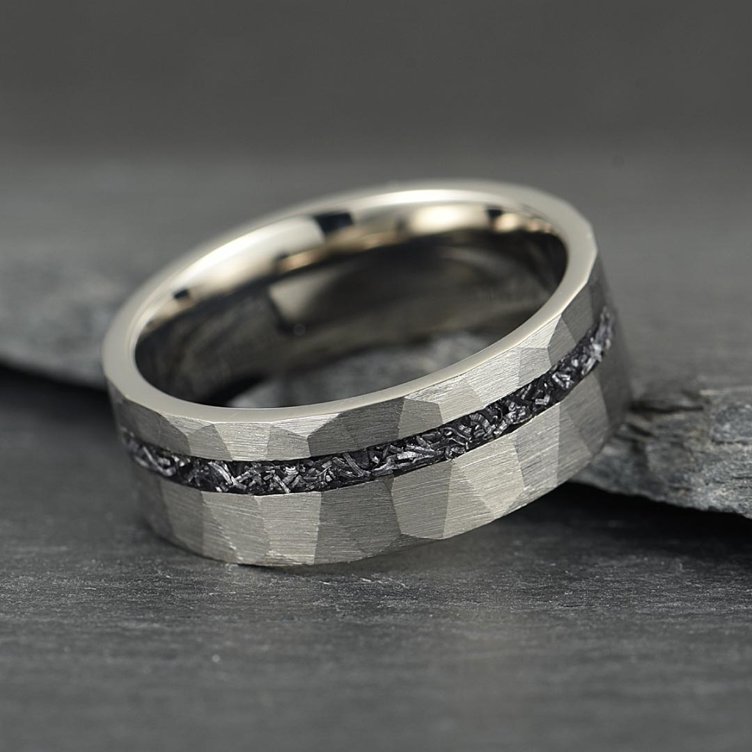 The Astra – Silver Hammered Titanium Ring, Meteorite Inlay