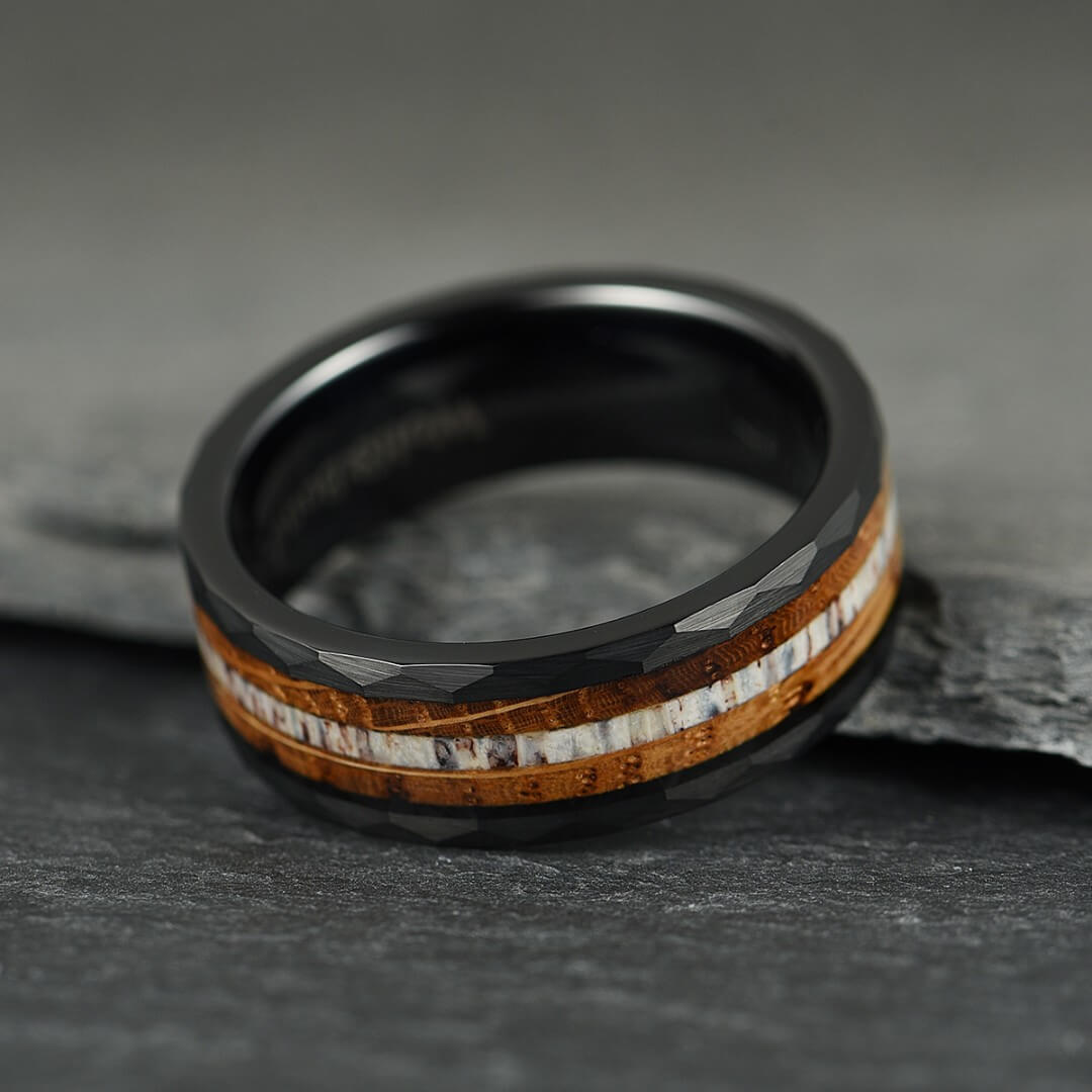The Cairn – Black Hammered Tungsten Ring, Antler & Burnt Whisky Barrel Inlay