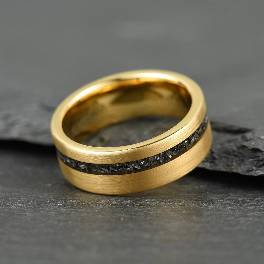 The Eclipse – Yellow Gold Smooth Tungsten Ring With Crushed Meteorite Inlay (8mm)