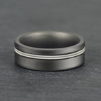 The Resonant – Gun Metal Titanium Ring With Guitar String (8mm)