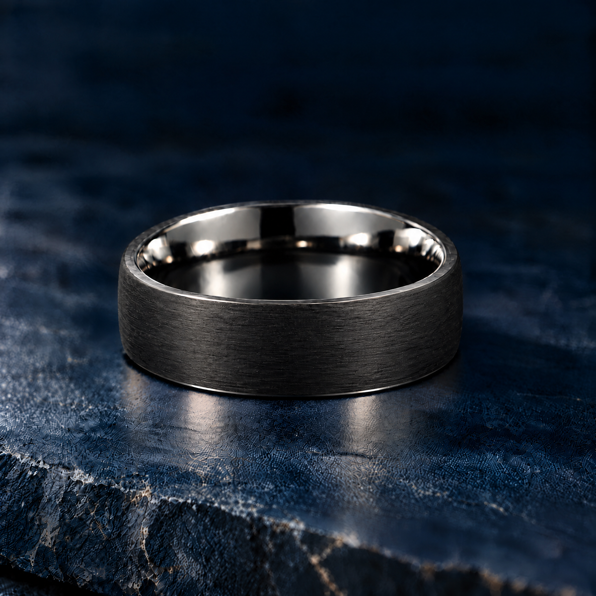 The Monaco 6mm carbon fibre ring, front view