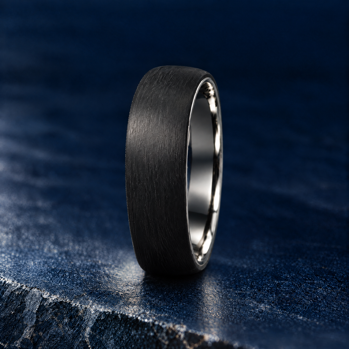 The Monaco carbon fibre ring, side profile